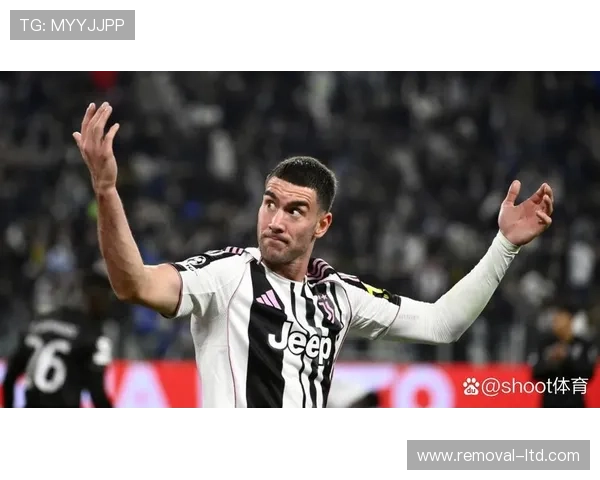 罗马诺：热刺接触利物浦罗伯逊