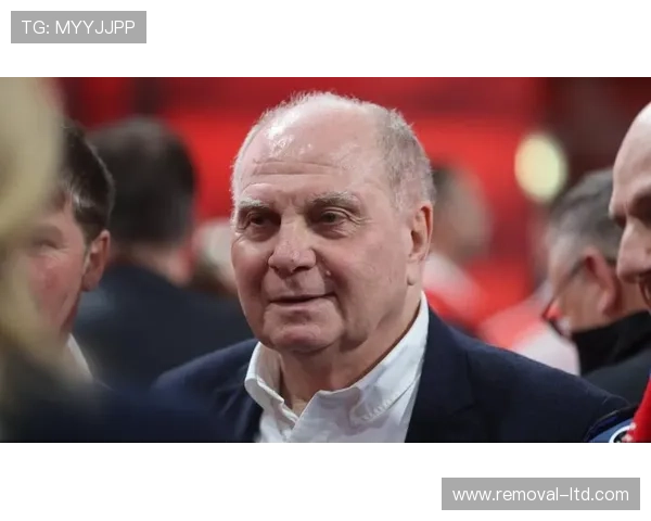 赫内斯：纳帅应学孔帕尼解决内部问题